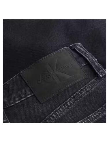 Vaquero Calvin Klein Authentic Slim Straight de mujer