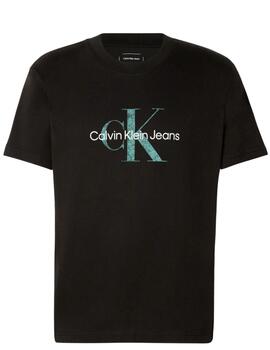 Camiseta Calvin Klein con logo estampado en el pecho negra