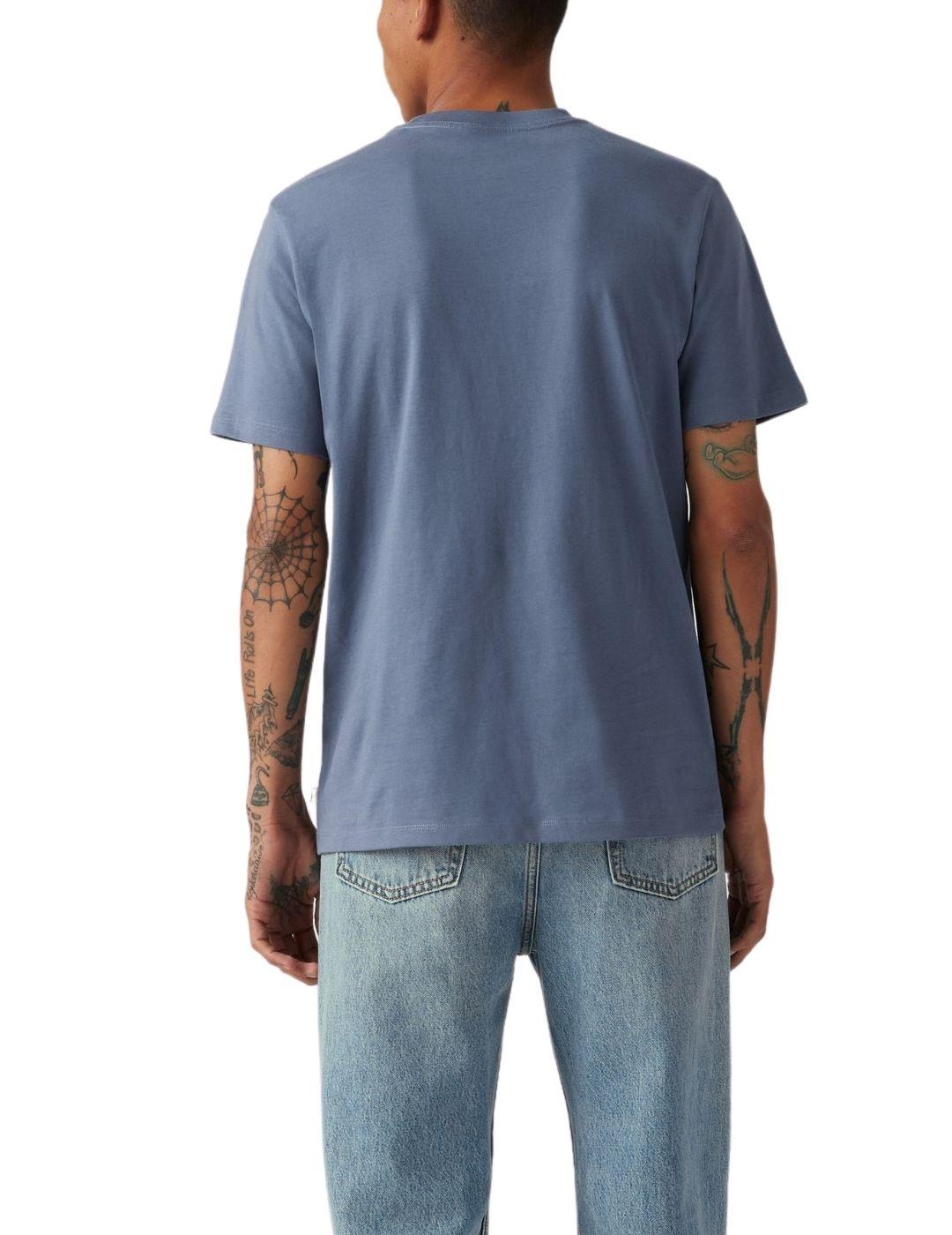 Camiseta Levi's® con Batwing en pecho para hombre