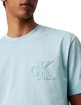 Camiseta Calvin Klein con aplique CK en el pecho de hombre